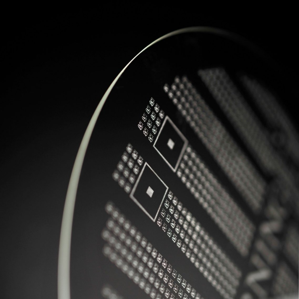 Corning® PYREX® Micro-Electro 玻璃